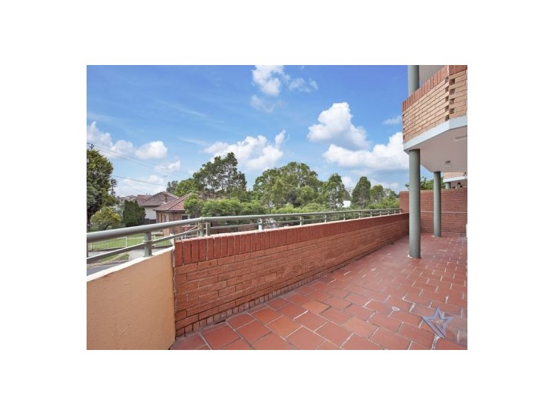 8/54-58 Amy Street, Regents Park NSW 2143