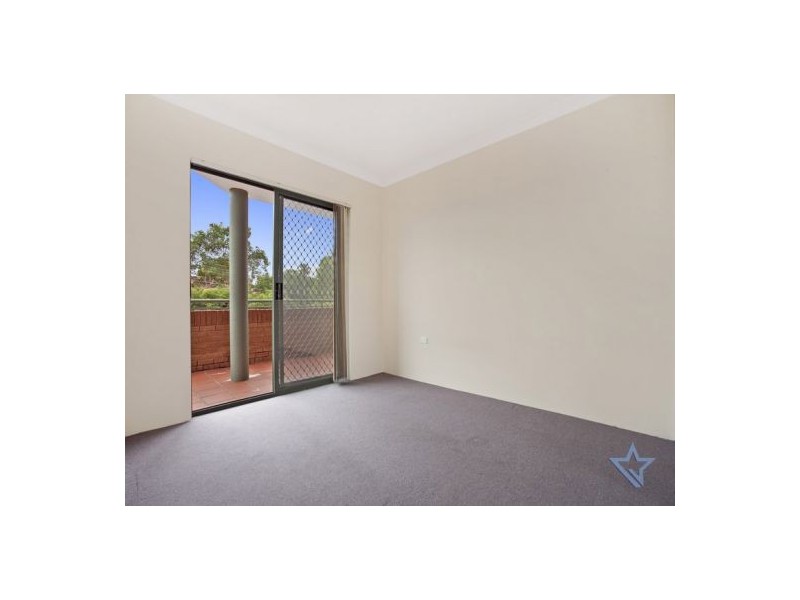 8/54-58 Amy Street, Regents Park NSW 2143
