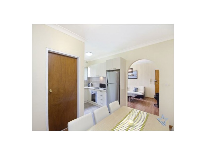 8/104-106 Railway Street, Granville NSW 2142