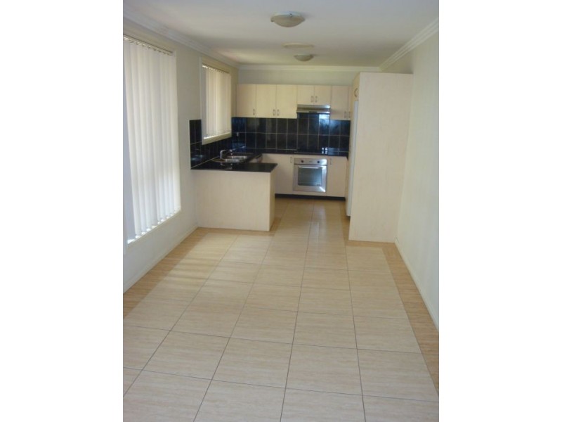 2A Bernard St, Westmead NSW 2145