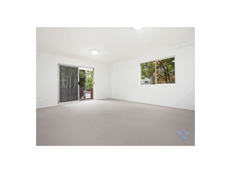 10/7-9 Queens Road, Westmead NSW 2145