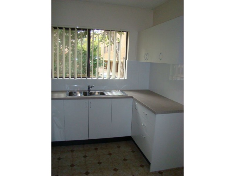 14/6-12 Alfred Street, Westmead NSW 2145