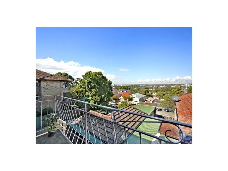 8/141 Good Street, Harris Park NSW 2150
