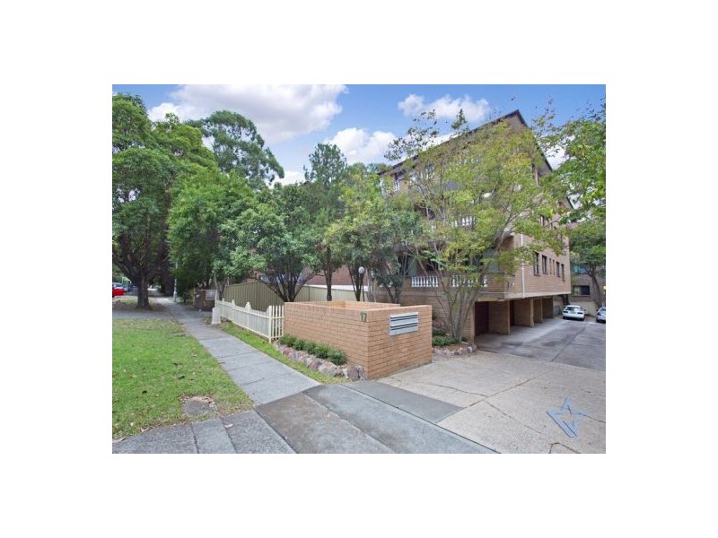 4/17 Central Avenue, Westmead NSW 2145