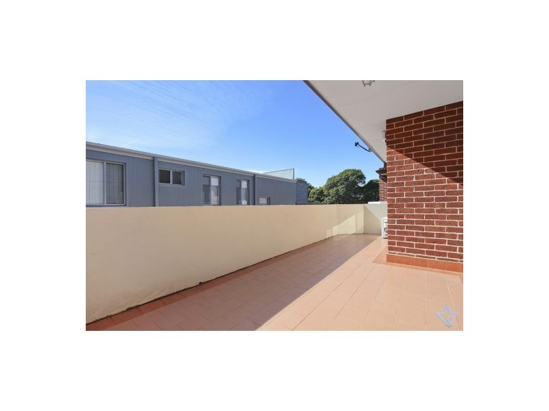 4/25 Stewart Street, Parramatta NSW 2150