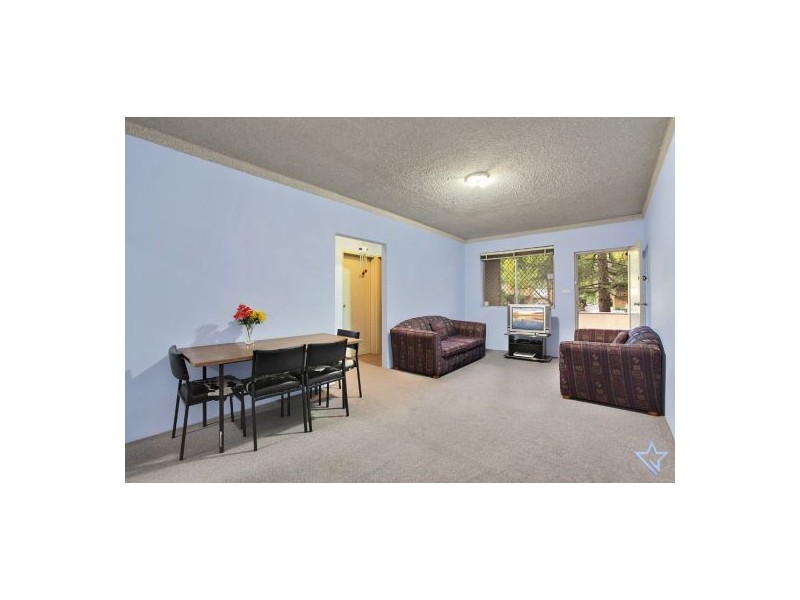 2/22 Helen Street, Westmead NSW 2145