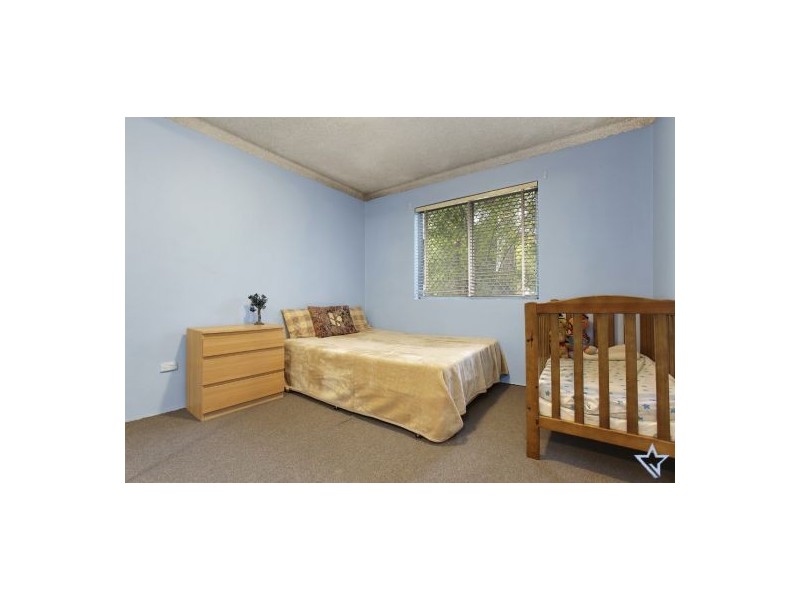 2/22 Helen Street, Westmead NSW 2145