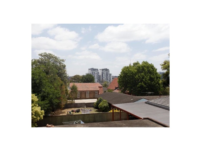 6/142A Good Street, Harris Park NSW 2150