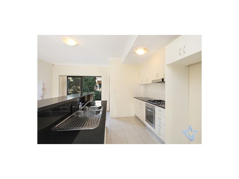 2/8-16 Virginia Street, Rosehill NSW 2142