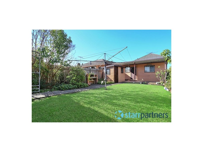 38 Alfred St, Granville NSW 2142