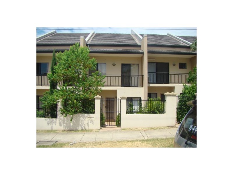 8/8-16 Virginia Street, Rosehill NSW 2142