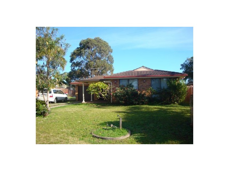 4 Blamey Place, Doonside NSW 2767