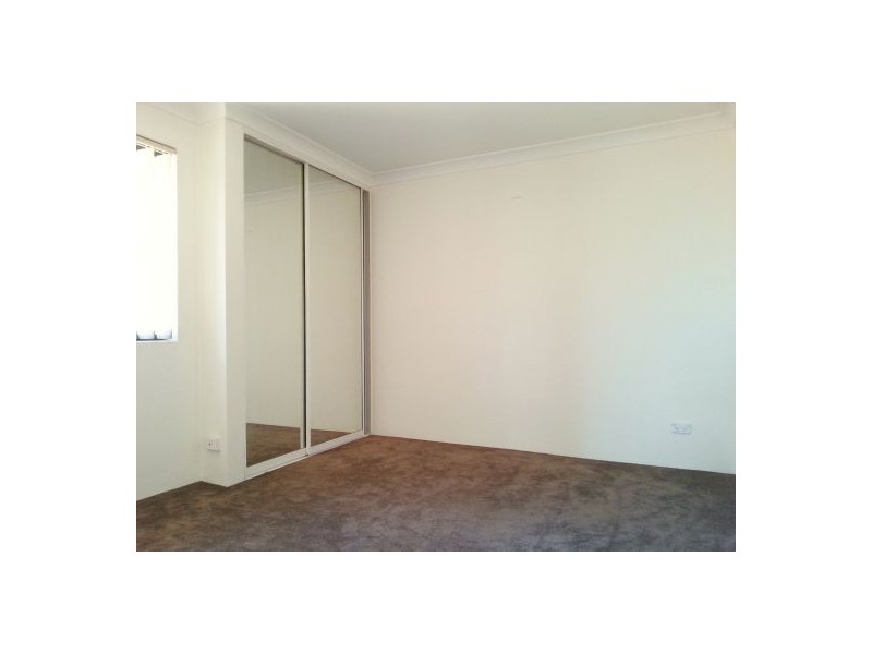 4/130 Good Street, Harris Park NSW 2150