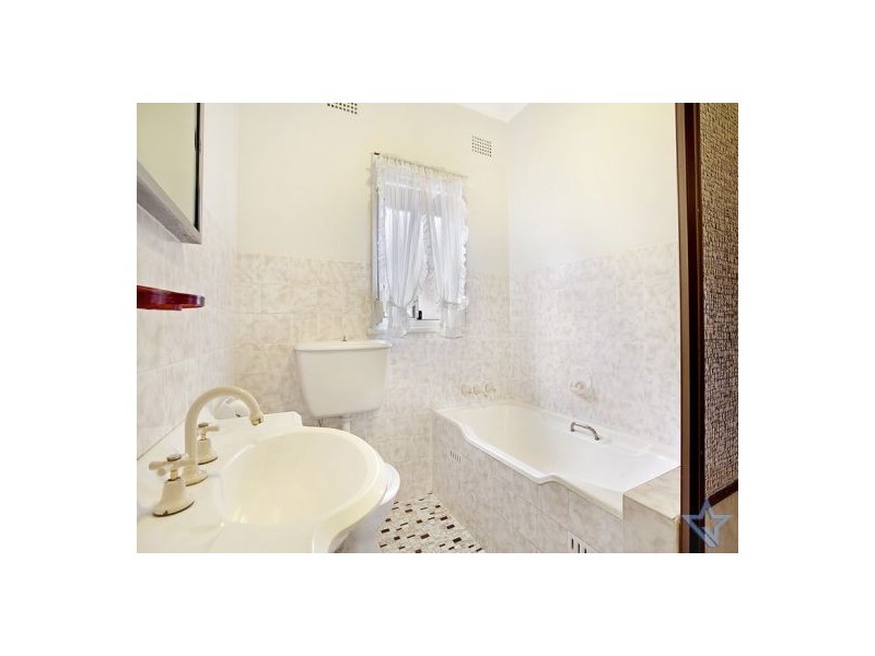 24 Virginia Street, Rosehill NSW 2142