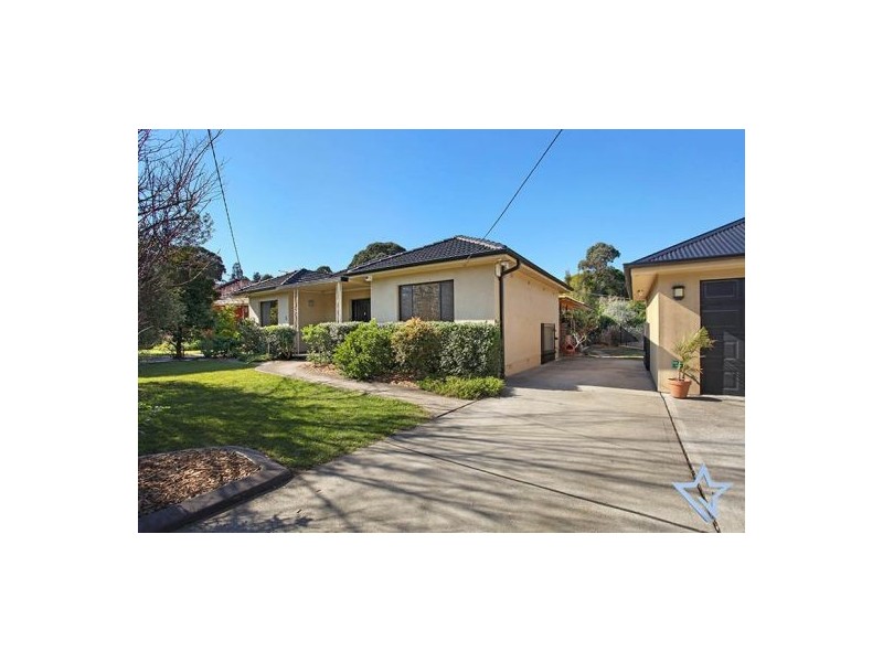 5 Budgeree Road, Toongabbie NSW 2146