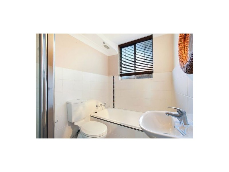 6/11-13 Allen Street, Harris Park NSW 2150