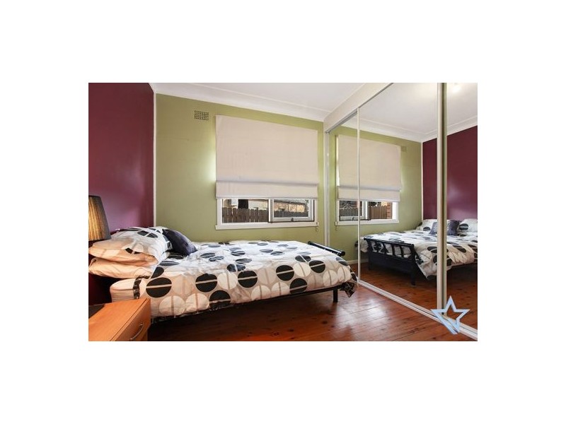 9 Jacqueline Crescent, Greenacre NSW 2190