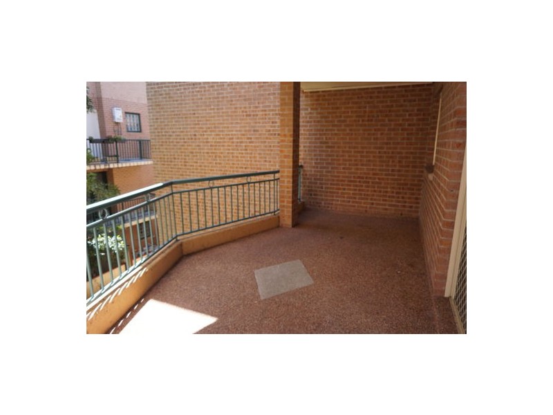 8/59-61 Marsden Street, Parramatta NSW 2150