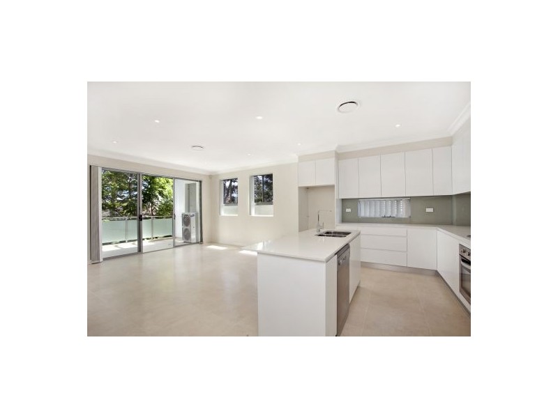 2/27 Stewart Street, Parramatta NSW 2150