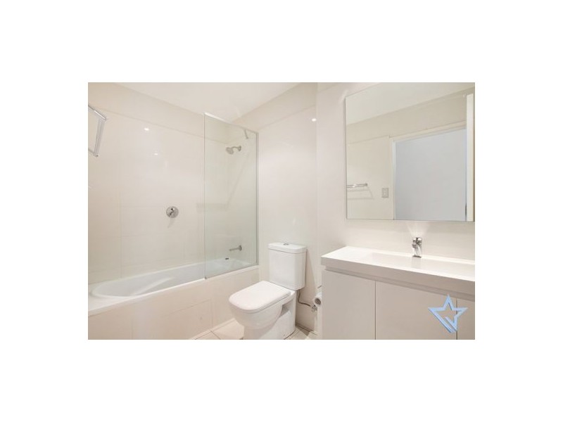 63+63A/108 James Ruse Drive, Rosehill NSW 2142