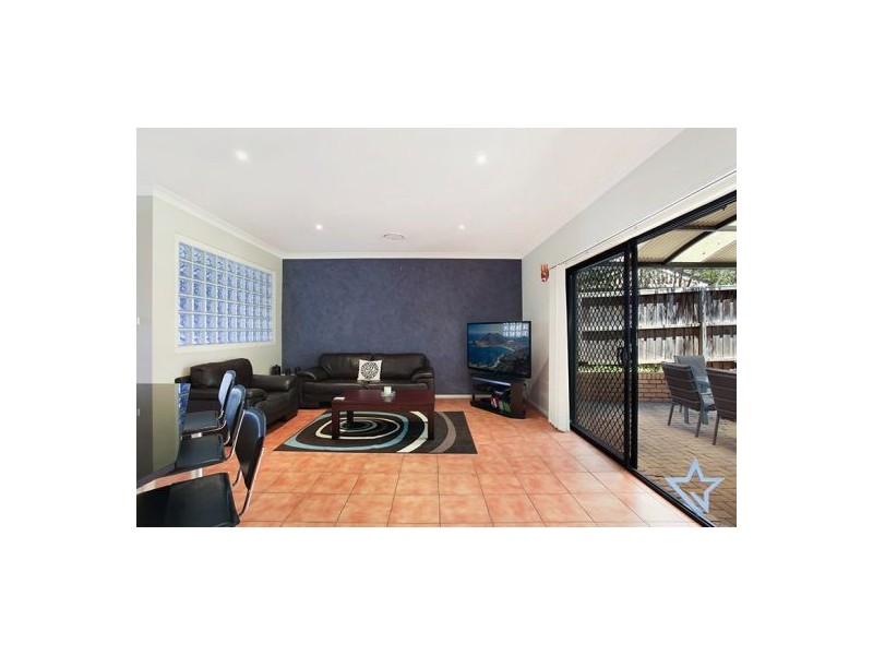 39 Centenary Avenue, Constitution Hill NSW 2145