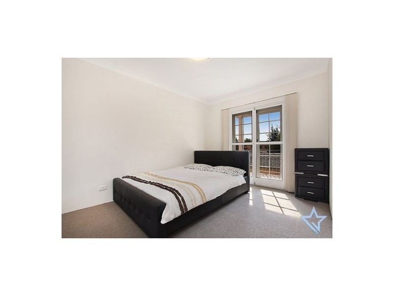2/17 Villiers Street, Parramatta NSW 2150