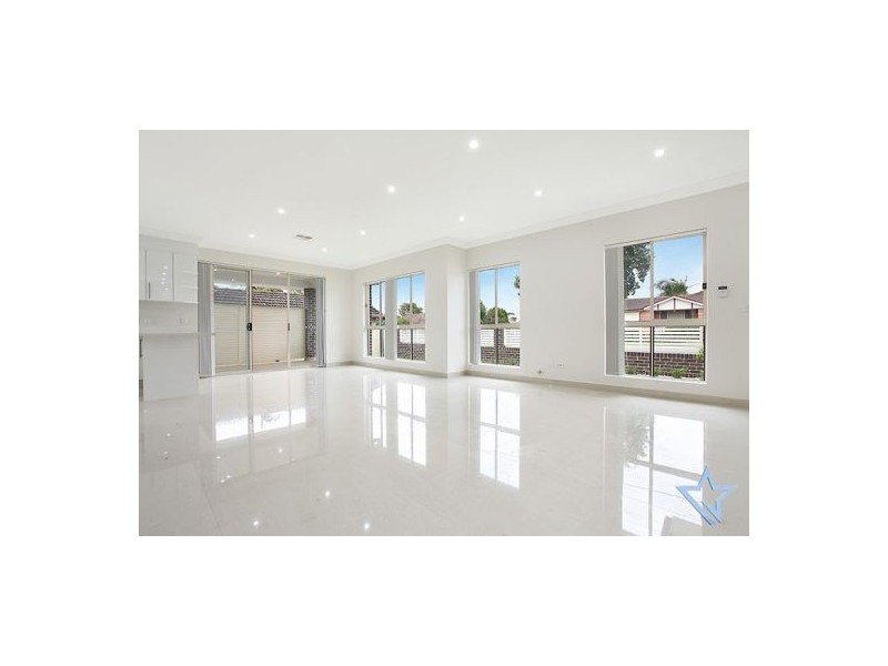 7 Hamilton Street, South Wentworthville NSW 2145