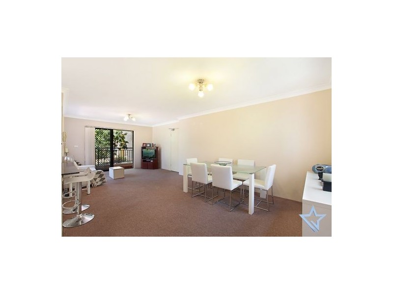 2/79-81 Railway Street, Granville NSW 2142