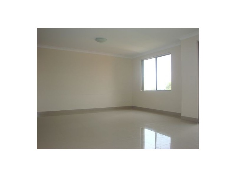 18/215-217 Woodville Road, Merrylands NSW 2160