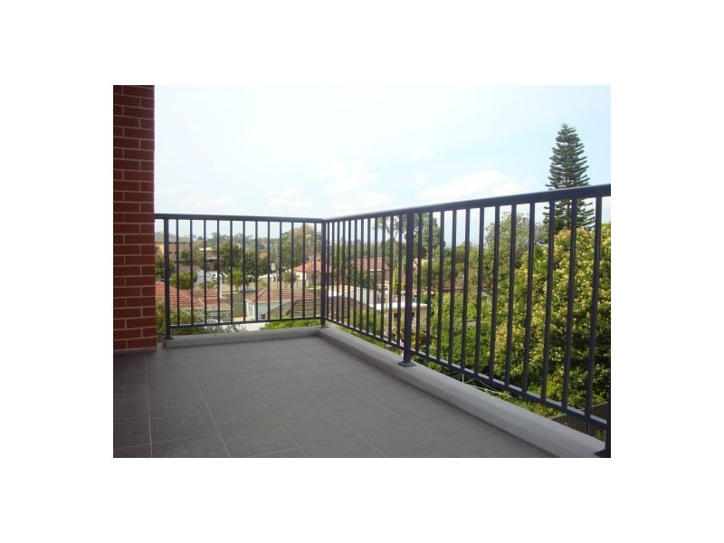 18/215-217 Woodville Road, Merrylands NSW 2160