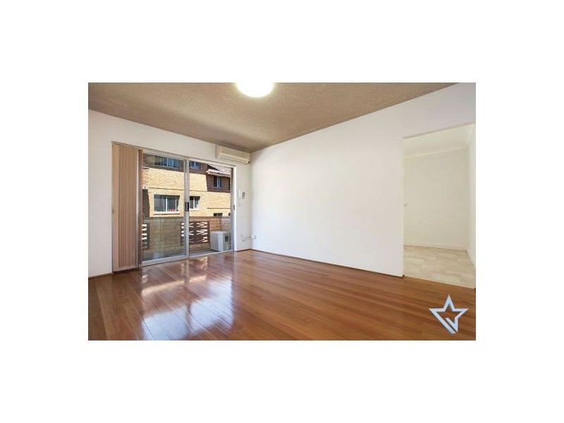 2/30 Allen Street, Harris Park NSW 2150