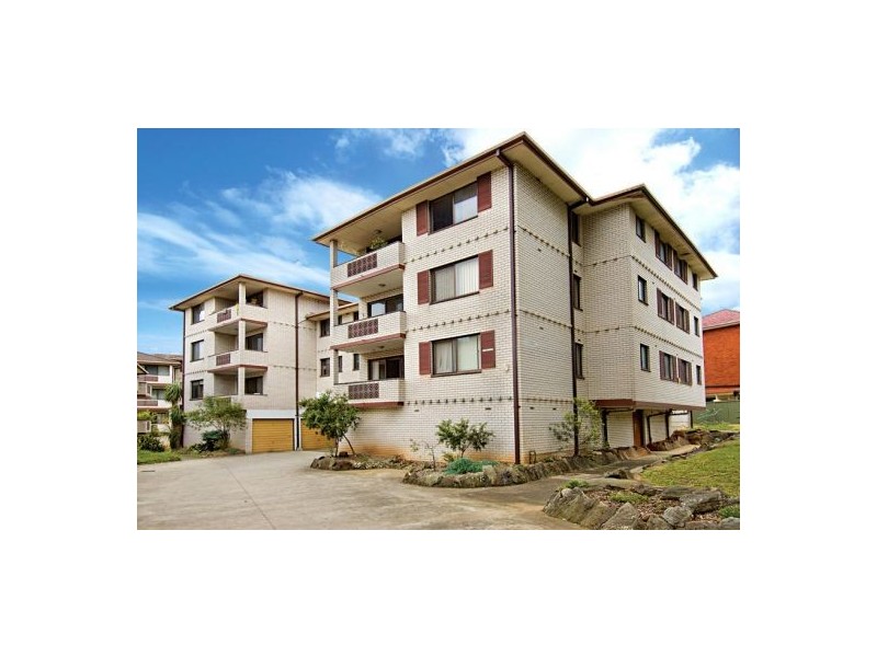 8/24-28 Wigram Street, Harris Park NSW 2150