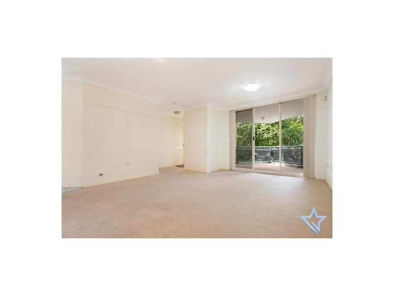12/64 Fullagar Road, Wentworthville NSW 2145