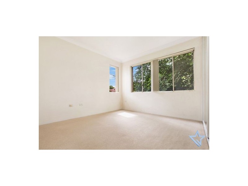 12/64 Fullagar Road, Wentworthville NSW 2145