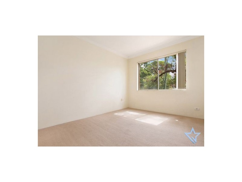 12/64 Fullagar Road, Wentworthville NSW 2145