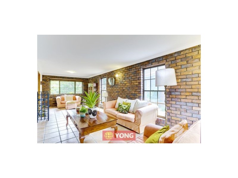 6 Betula Pl, Sunnybank Hills QLD 4109