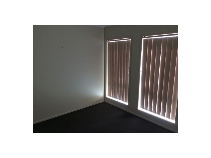 102 Lancaster Cct, Stretton QLD 4116