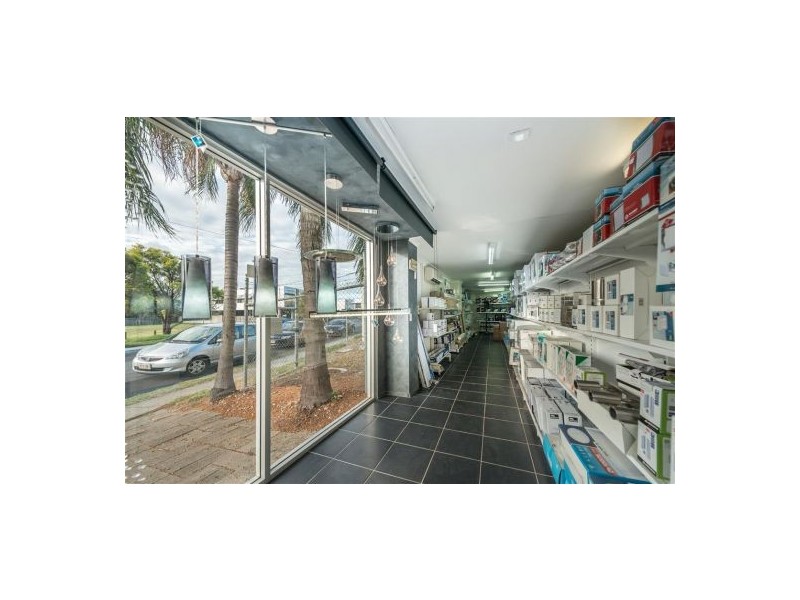 92 Holdsworth St, Coorparoo QLD 4151