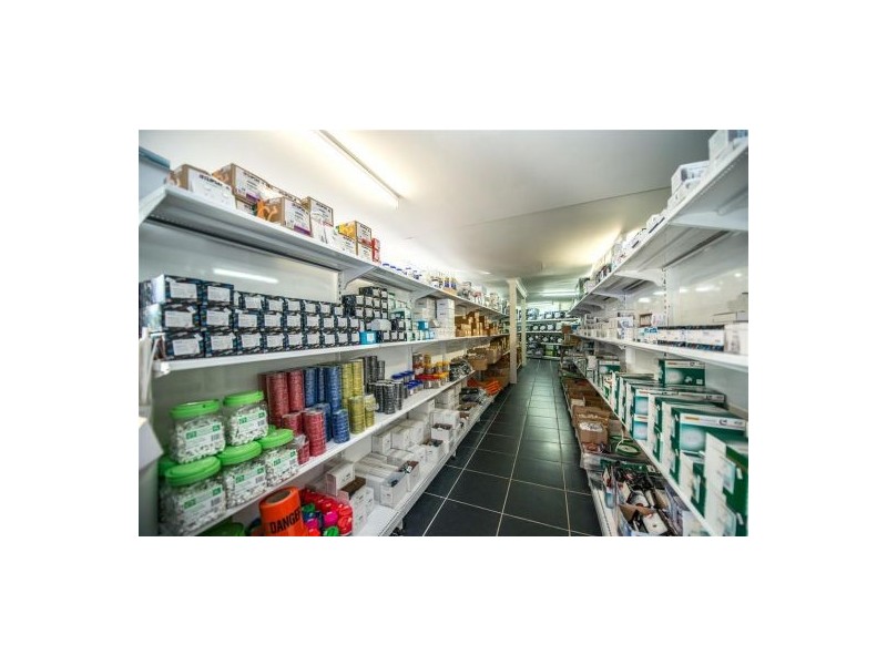 92 Holdsworth St, Coorparoo QLD 4151