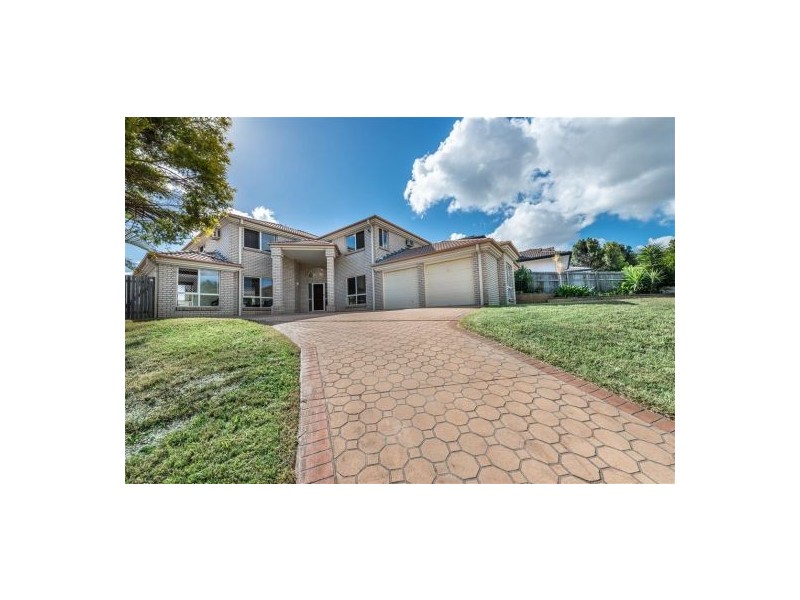 6 Clearmount Cr, Carindale QLD 4152