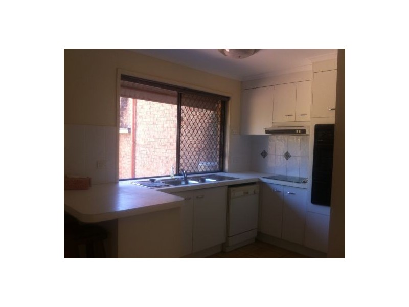 18/1 Kelda St, Robertson QLD 4109