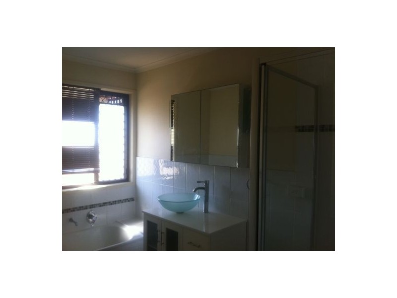 18/1 Kelda St, Robertson QLD 4109