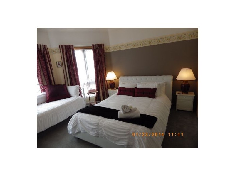 Eagle Heights QLD 4271