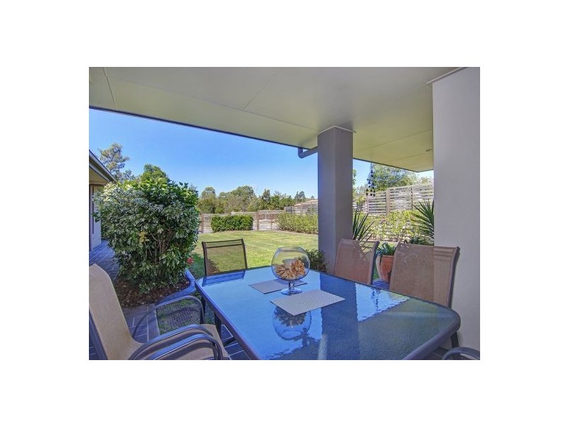 5 Mapelton Cct, Parkinson QLD 4115