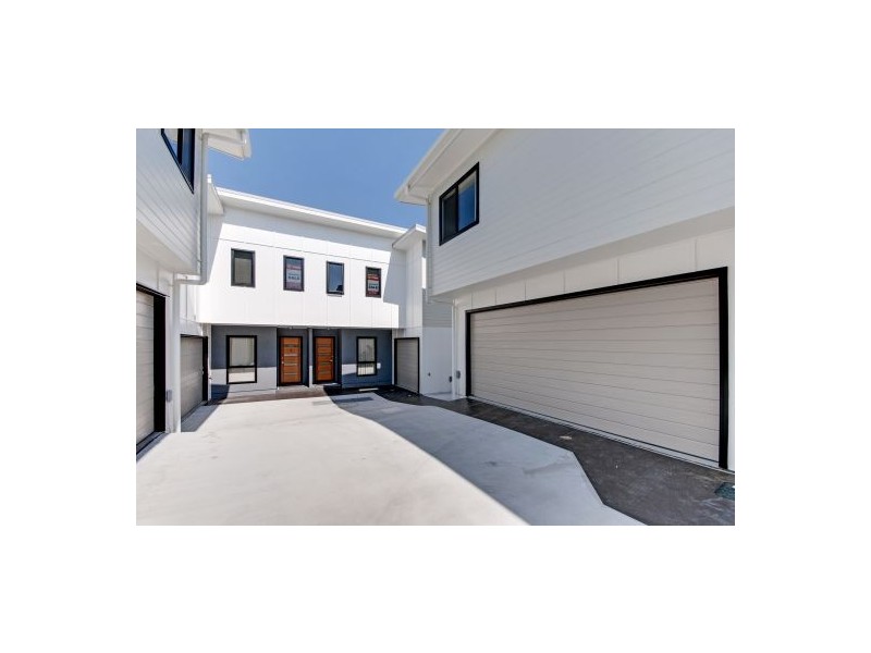 4/39 Dickenson St, Carina QLD 4152