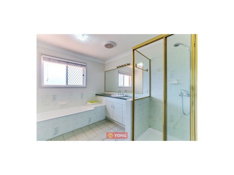 99 Davrod St, Robertson QLD 4109