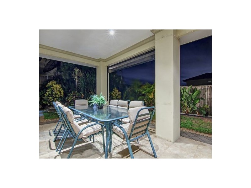 127 The Parkway, Stretton QLD 4116