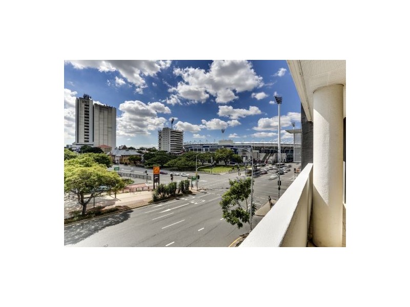 112/803 Stanley St, Woolloongabba QLD 4102
