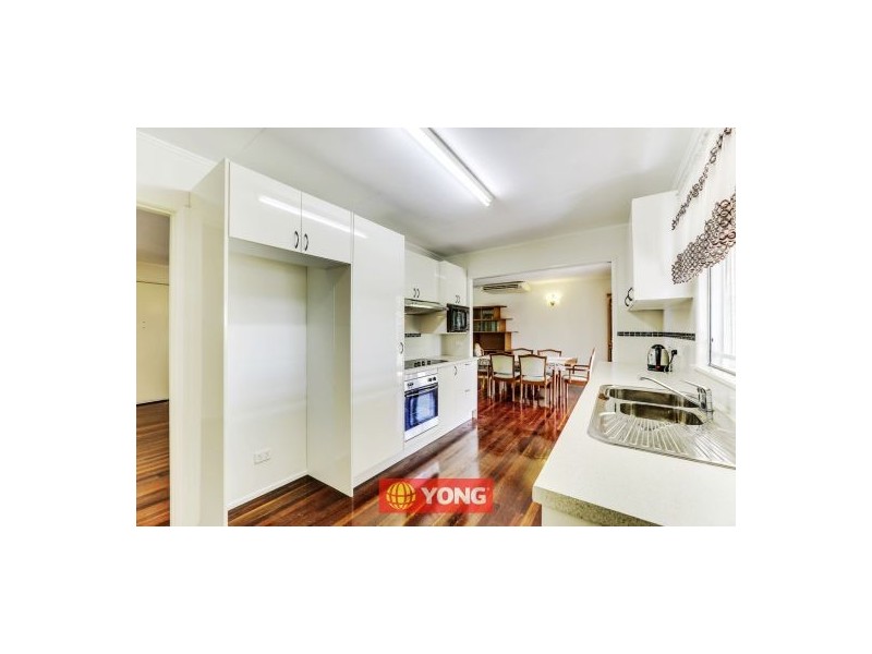 11 Akora St, Macgregor QLD 4109