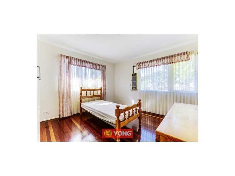 11 Akora St, Macgregor QLD 4109